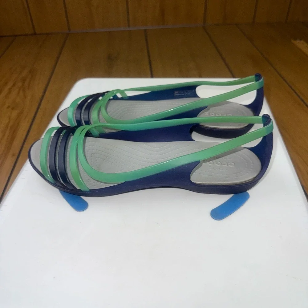 Crocs Isabella Strappy Sandals Cerulean Blue Green Womens 7 Slingback Flats